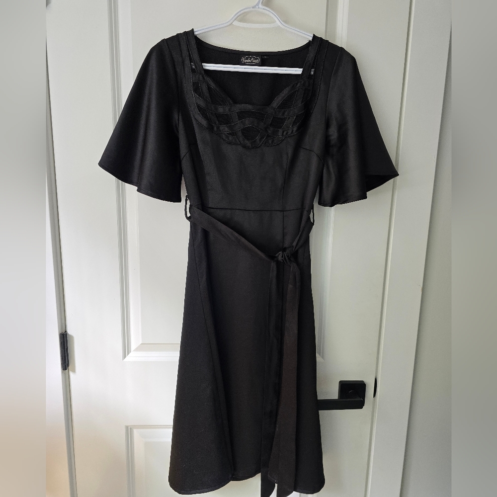Voodoo Vixen Black Flutter Sleeve Cocktail Gown - Picture 1 of 1
